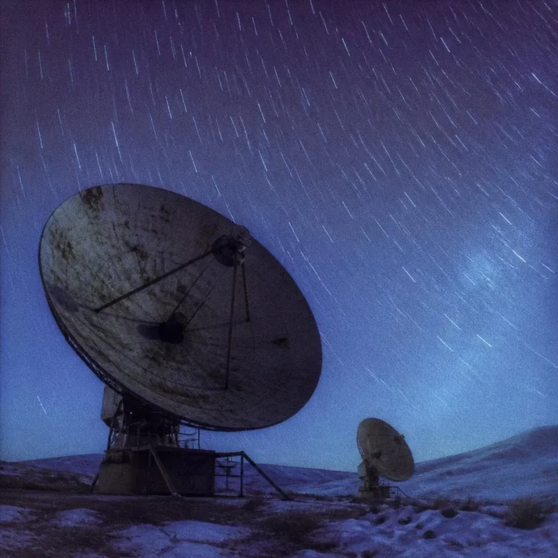 Satellites (Beat Lease)